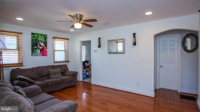 3709 KENNEDY PL, Hyattsville, MD 20782