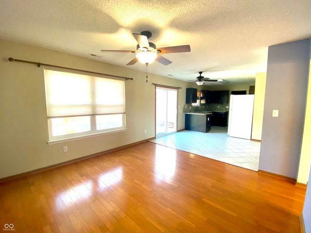 440 Lockerbie Lane, Pittsboro, IN 46167