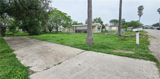 827 13th Street, Alamo, TX 78516