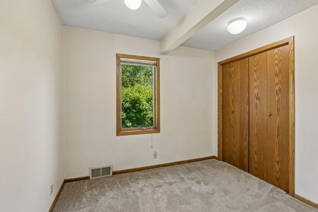 8801 2nd Avenue S, Bloomington, MN 55420