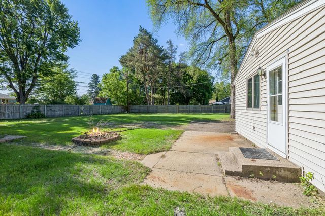 8801 2nd Avenue S, Bloomington, MN 55420