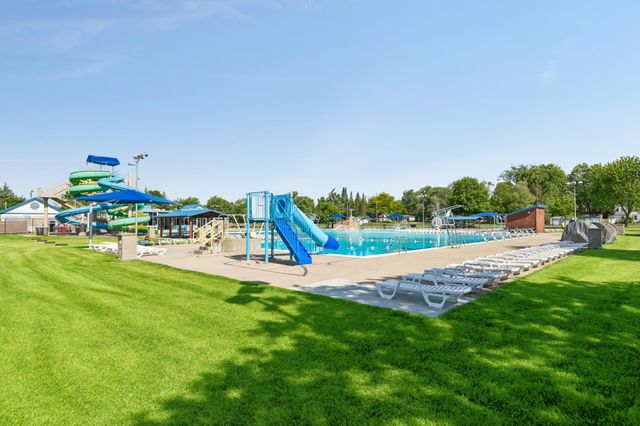 8801 2nd Avenue S, Bloomington, MN 55420
