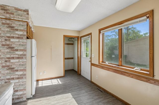 8801 2nd Avenue S, Bloomington, MN 55420