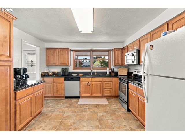 791 MONEDA Ct, Keizer, OR 97303