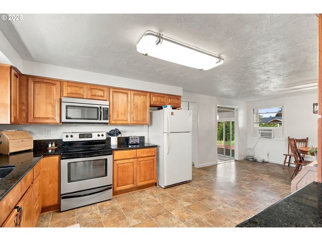 791 MONEDA Ct, Keizer, OR 97303