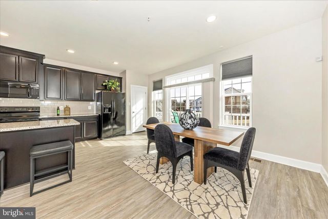 2905 CHALKSTONE PL, Waldorf, MD 20601