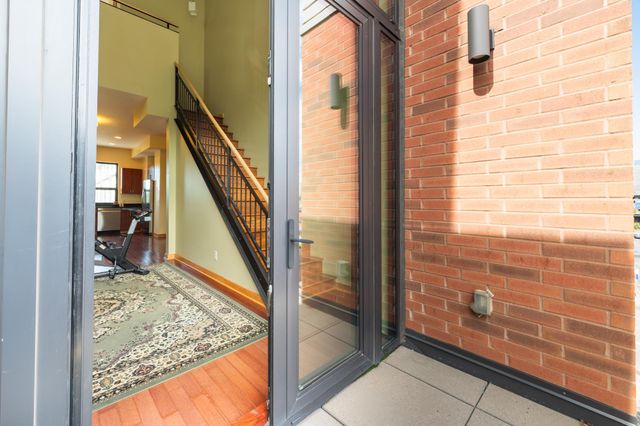 9 W Franklin Avenue 315, Minneapolis, MN 55404