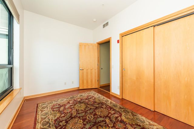 9 W Franklin Avenue 315, Minneapolis, MN 55404