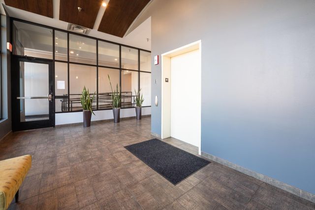 9 W Franklin Avenue 315, Minneapolis, MN 55404
