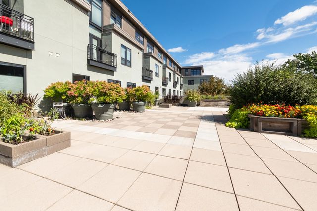 9 W Franklin Avenue 315, Minneapolis, MN 55404