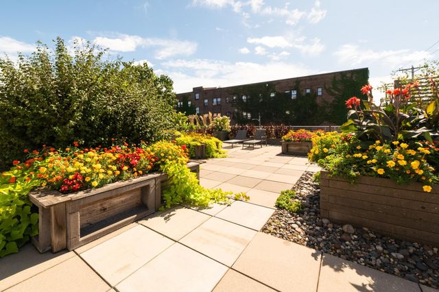 9 W Franklin Avenue 315, Minneapolis, MN 55404