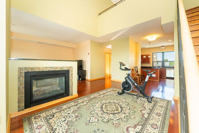9 W Franklin Avenue 315, Minneapolis, MN 55404