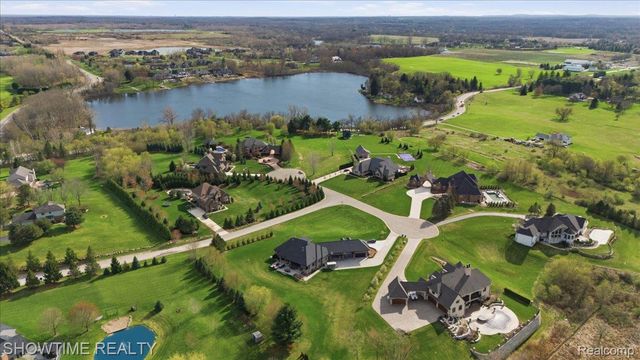 69225 Lake Point Court, Bruce Township, MI 48065