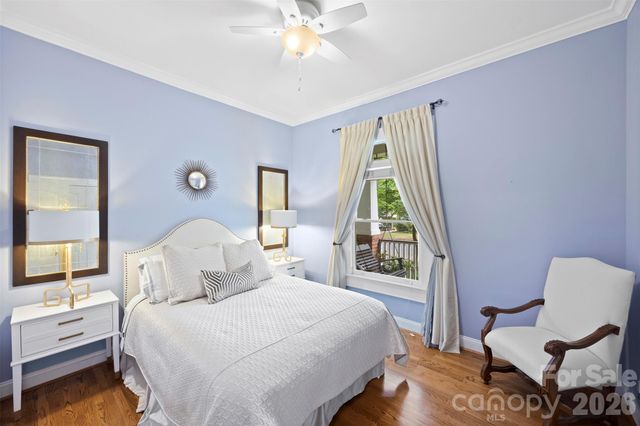 2305 Shenandoah Avenue, Charlotte, NC 28205