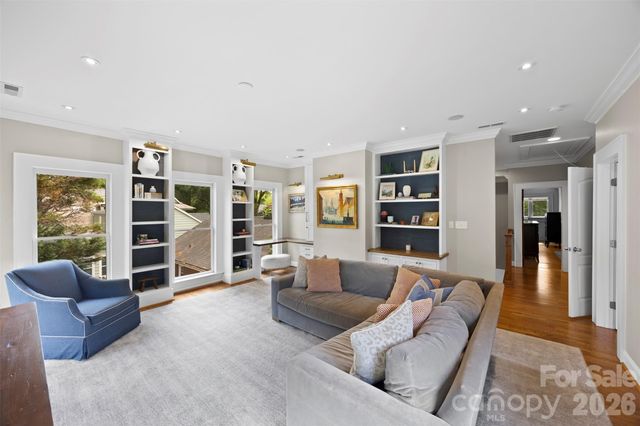 2305 Shenandoah Avenue, Charlotte, NC 28205
