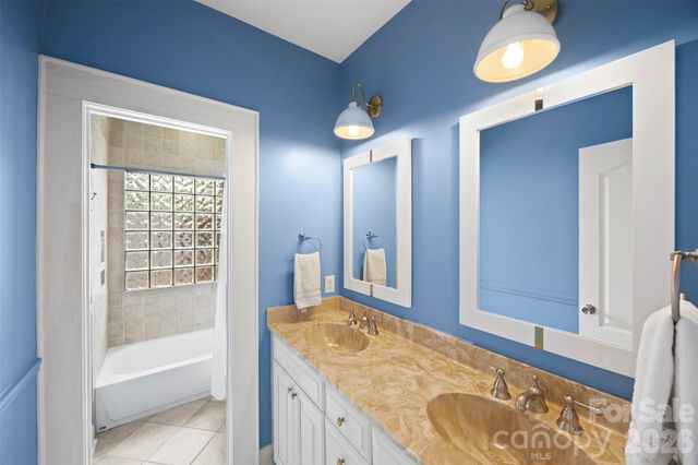 2305 Shenandoah Avenue, Charlotte, NC 28205