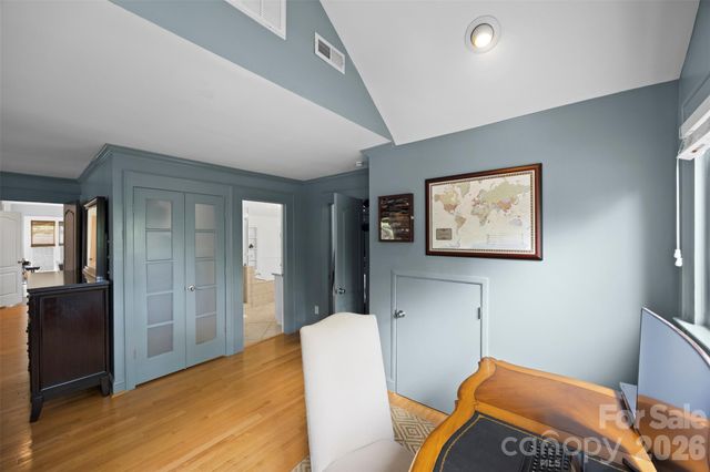 2305 Shenandoah Avenue, Charlotte, NC 28205