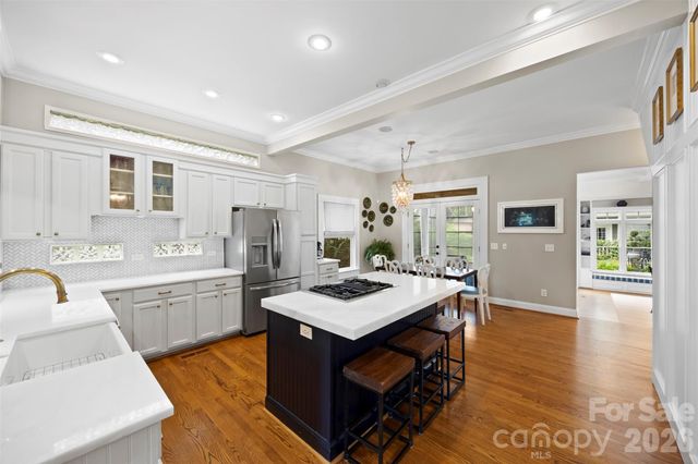 2305 Shenandoah Avenue, Charlotte, NC 28205