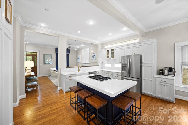 2305 Shenandoah Avenue, Charlotte, NC 28205