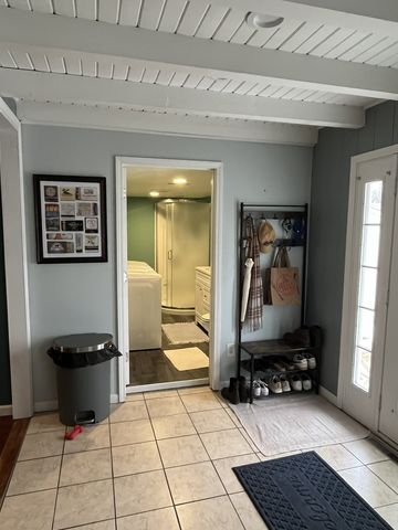 1305 WISCONSIN Street, Le Claire, IA 52753