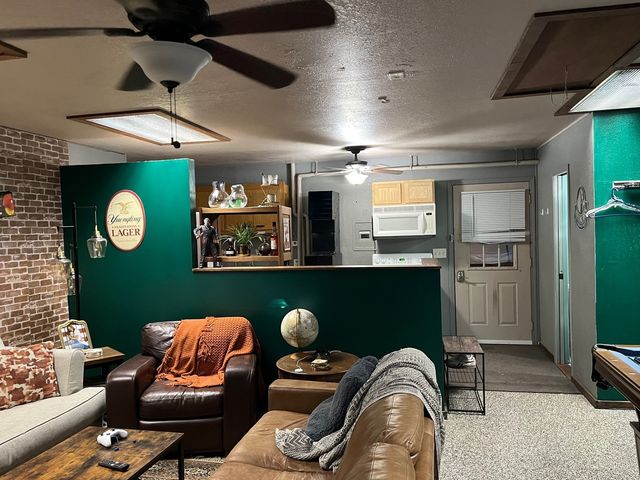 1305 WISCONSIN Street, Le Claire, IA 52753