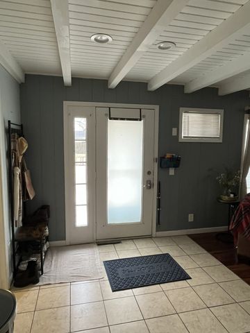 1305 WISCONSIN Street, Le Claire, IA 52753