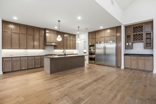 1201 Arbor Creek Drive, Lakewood Village, TX 75068