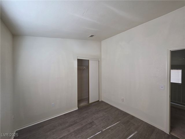 5402 Night Swim Lane, Las Vegas, NV 89113