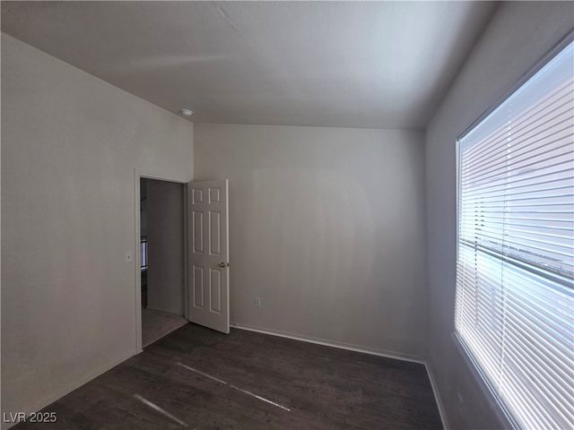 5402 Night Swim Lane, Las Vegas, NV 89113