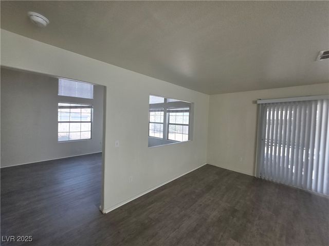 5402 Night Swim Lane, Las Vegas, NV 89113