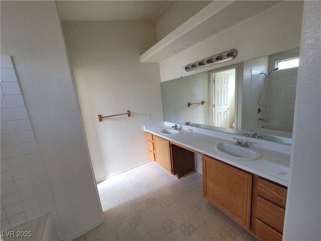 5402 Night Swim Lane, Las Vegas, NV 89113