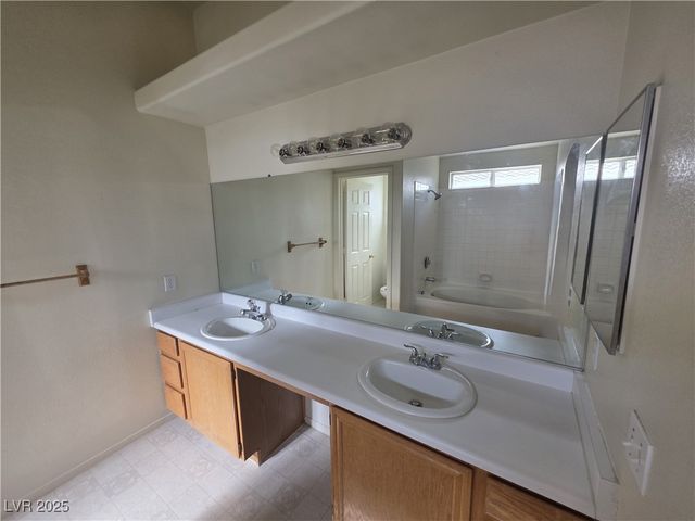 5402 Night Swim Lane, Las Vegas, NV 89113