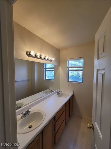 5402 Night Swim Lane, Las Vegas, NV 89113