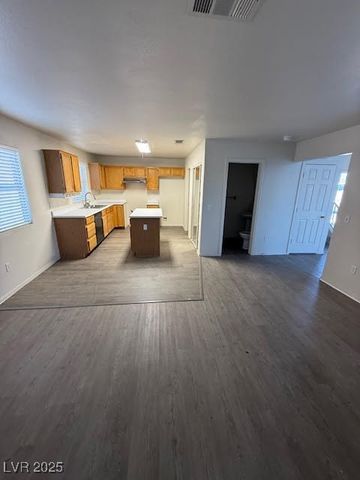 5402 Night Swim Lane, Las Vegas, NV 89113