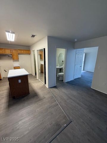 5402 Night Swim Lane, Las Vegas, NV 89113