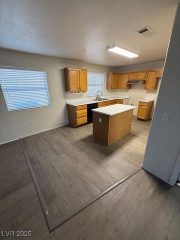 5402 Night Swim Lane, Las Vegas, NV 89113