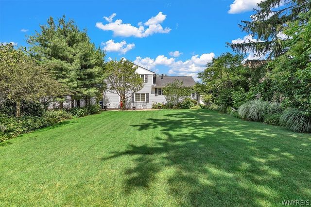 163 Cranwood Drive, West Seneca, NY 14224