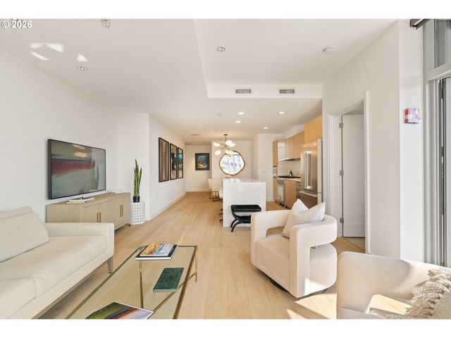 841 S GAINES St 712, Portland, OR 97239