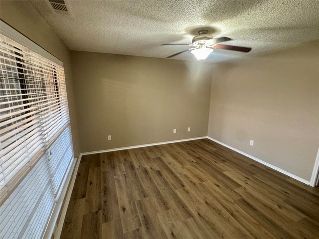 6805 Century Circle, Plano, TX 75023