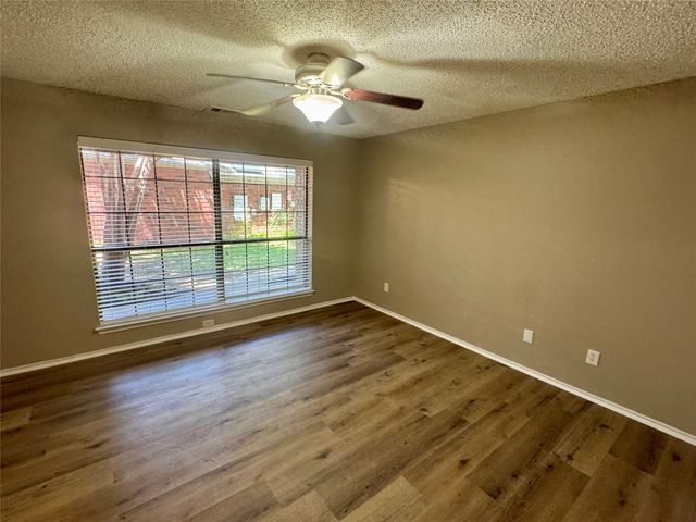 6805 Century Circle, Plano, TX 75023