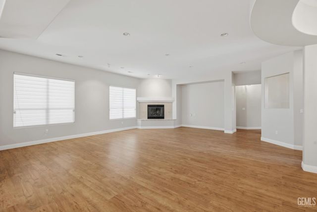 3223 Peace Rose Street, Bakersfield, CA 93311