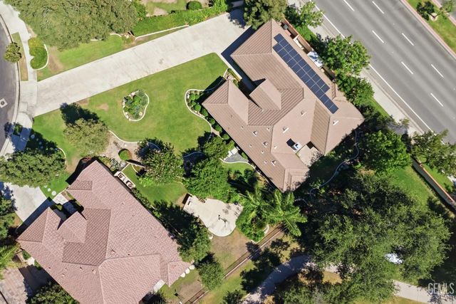 3223 Peace Rose Street, Bakersfield, CA 93311