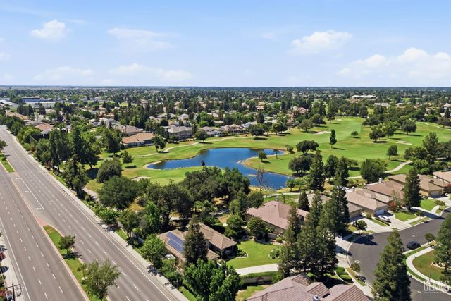 3223 Peace Rose Street, Bakersfield, CA 93311