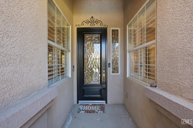 3223 Peace Rose Street, Bakersfield, CA 93311