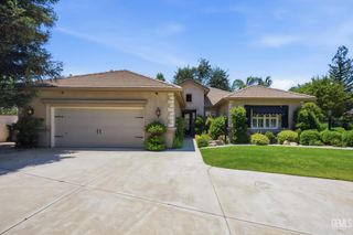 3223 Peace Rose Street, Bakersfield, CA 93311