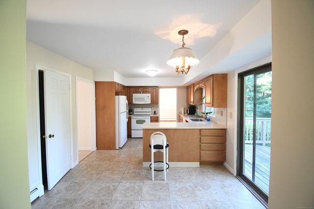 313 Burnt Plains Road, Milford, CT 06461