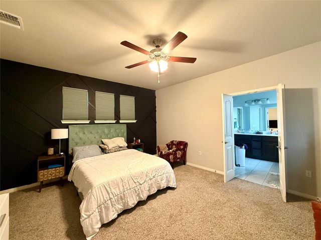 5308 Baythorne DR, Austin, TX 78747