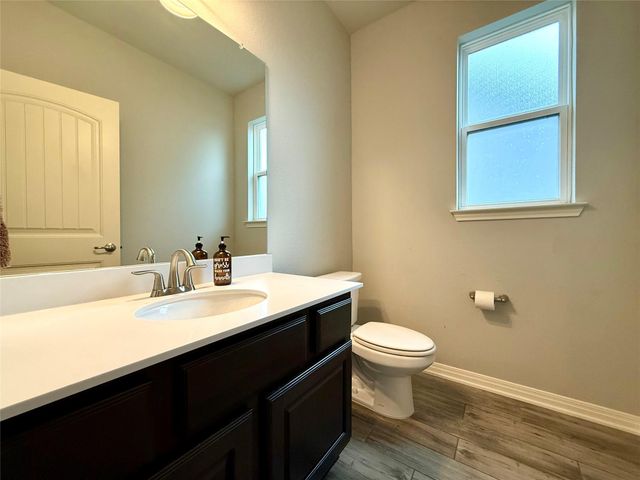 5308 Baythorne DR, Austin, TX 78747