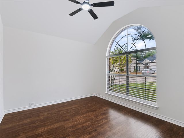 4908 Skymeadow Drive, Fort Worth, TX 76135