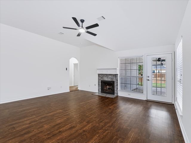 4908 Skymeadow Drive, Fort Worth, TX 76135